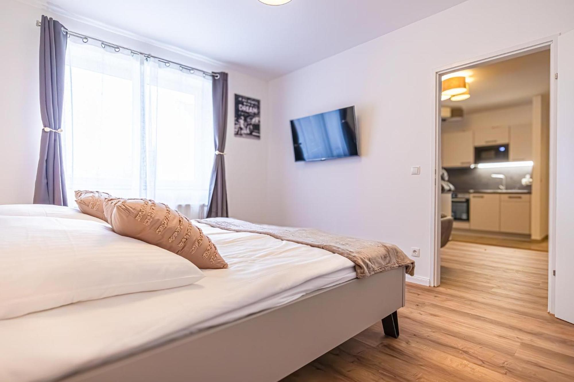 Charming 1Br And 1Lr Apt Modern Design Donaustadt Wien Ngoại thất bức ảnh