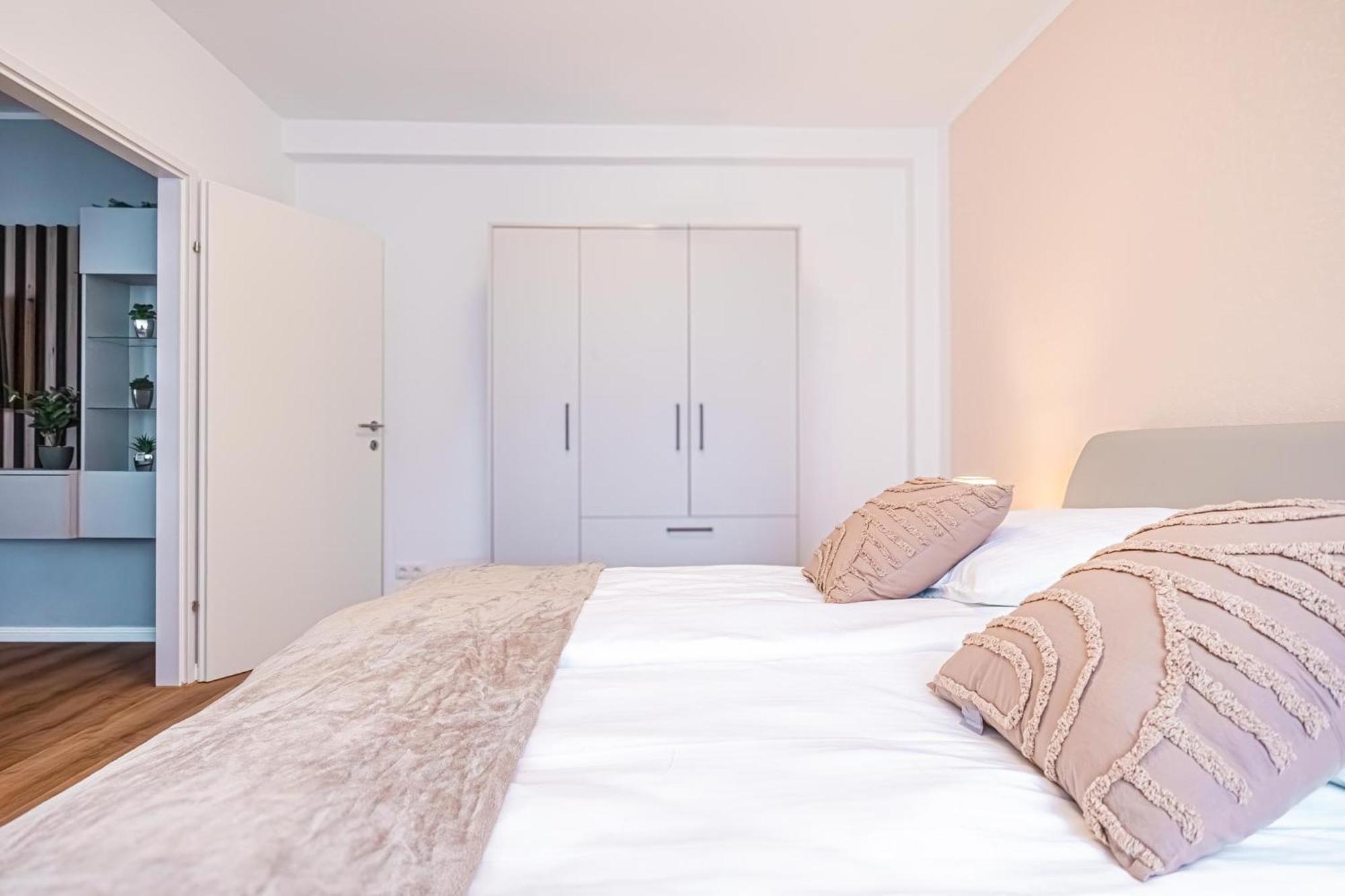 Charming 1Br And 1Lr Apt Modern Design Donaustadt Wien Ngoại thất bức ảnh