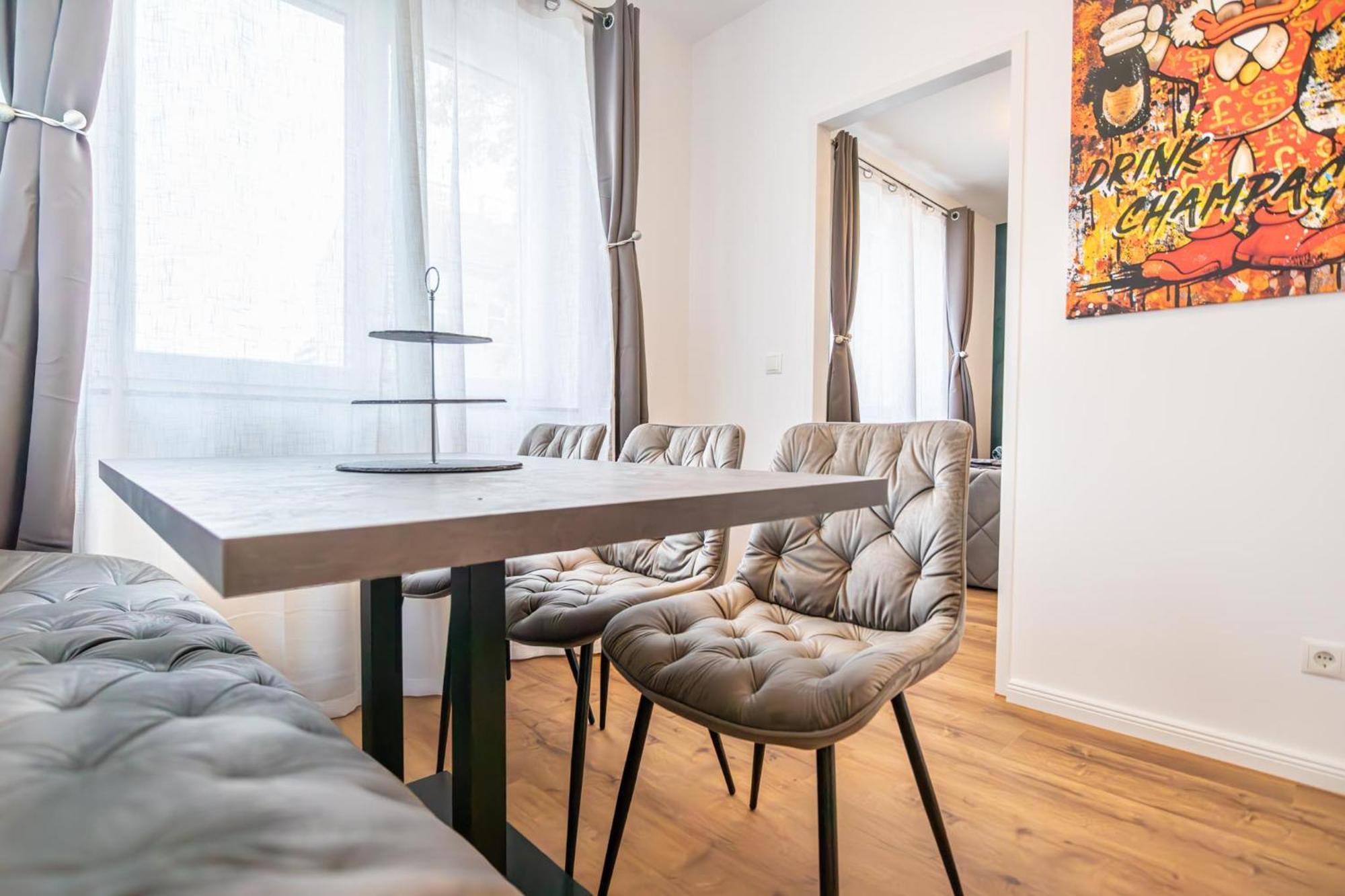 Charming 1Br And 1Lr Apt Modern Design Donaustadt Wien Ngoại thất bức ảnh