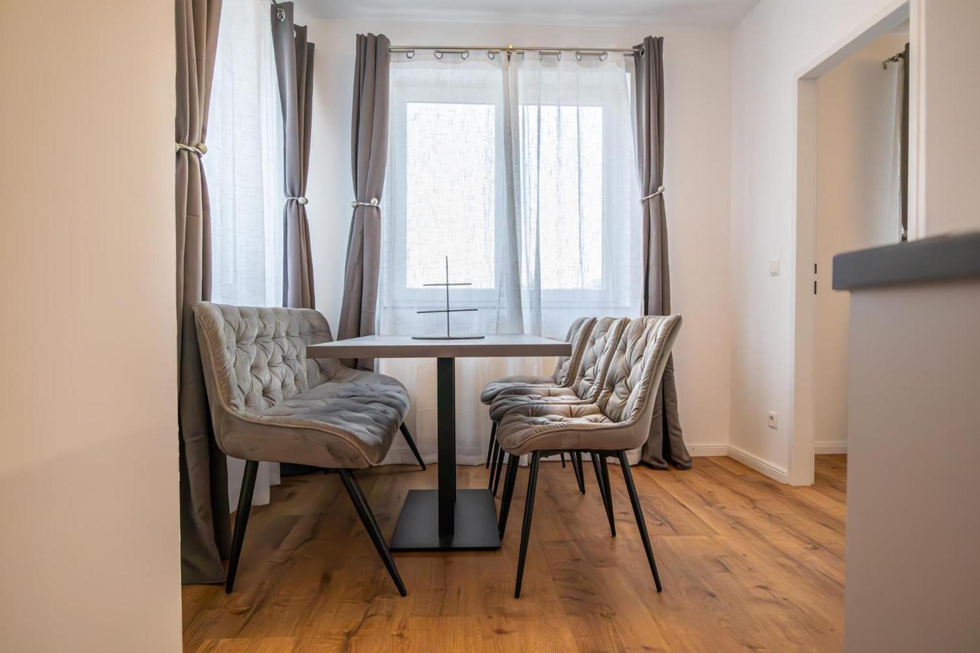 Charming 1Br And 1Lr Apt Modern Design Donaustadt Wien Ngoại thất bức ảnh