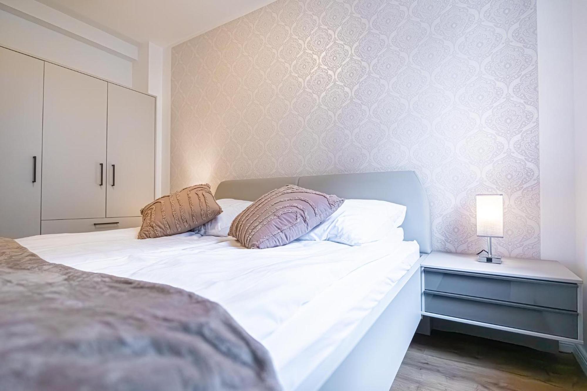 Charming 1Br And 1Lr Apt Modern Design Donaustadt Wien Ngoại thất bức ảnh